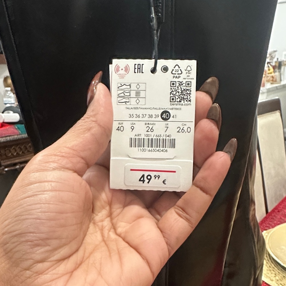 Black Knee High Boots - Bershka - Picture 6 of 6